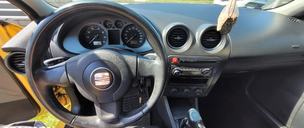Seat Ibiza cena 5700 przebieg: 216000, rok produkcji 2007 z Orzesze małe 46